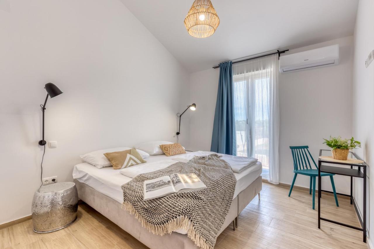 Villa Vela Muline - 8 Plus 2 Guests - Heated Pool อูกล์ยัน ภายนอก รูปภาพ